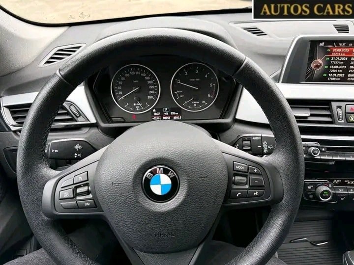 BMW X1 xDrive 18d Advantage Automatik