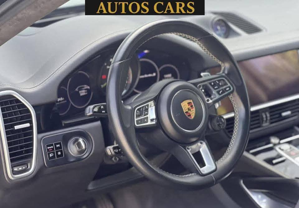 Porsche Cayenne Coupé Turbo S E-Hybrid 550 CH