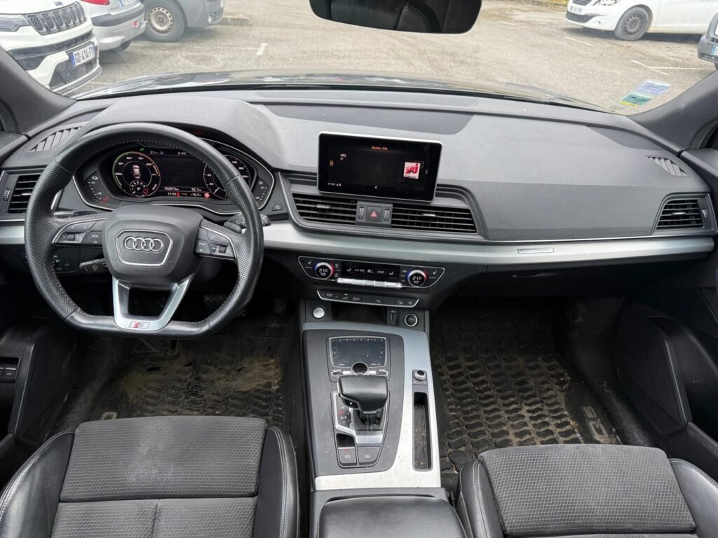 AUDI Q5 55 TFSI E-tron Quattro SLine
