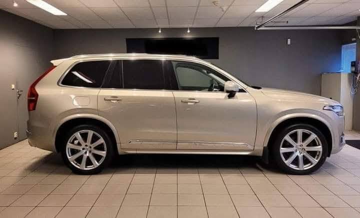 Volvo XC90 D5 AWD