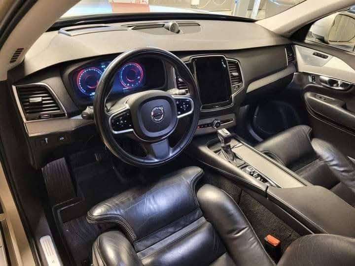Volvo XC90 D5 AWD