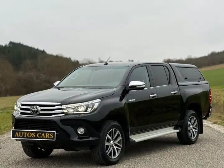 Toyota Hilux Double Cabine Executive 4x4 Diesel 150 CV