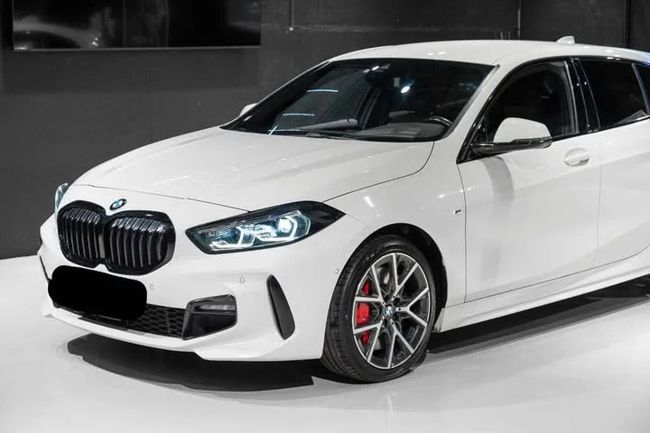 BMW Série 1 118i M Sport Shadow Line 136 CV