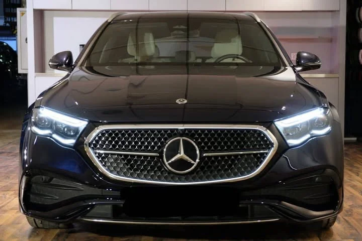 Mercedes-Benz E 300 de T 4MATIC AMG Premium 326 CH