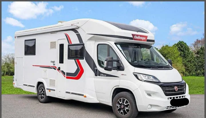 FIAT Challenger Mageo 378 XL 2.3 150 CH Automatique