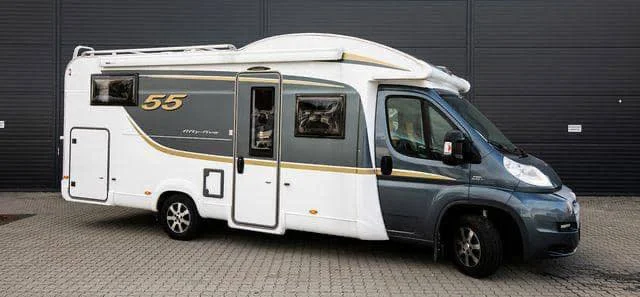 Bürstner Nexxo T 726 G Fifty Five 2.3 131 CH