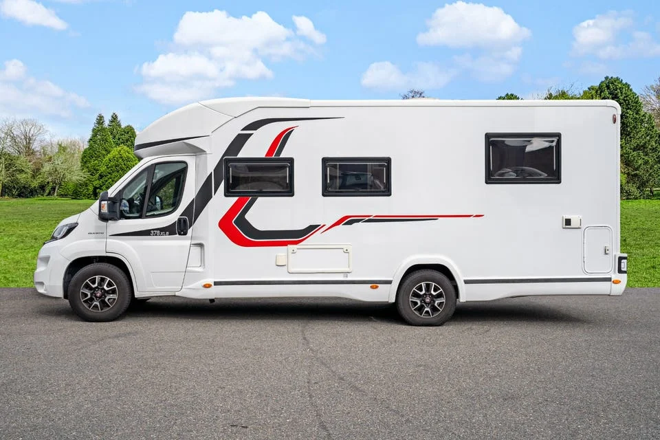 Challenger Mageo 378 XL 2.3 Multijet 150 CH Automatique