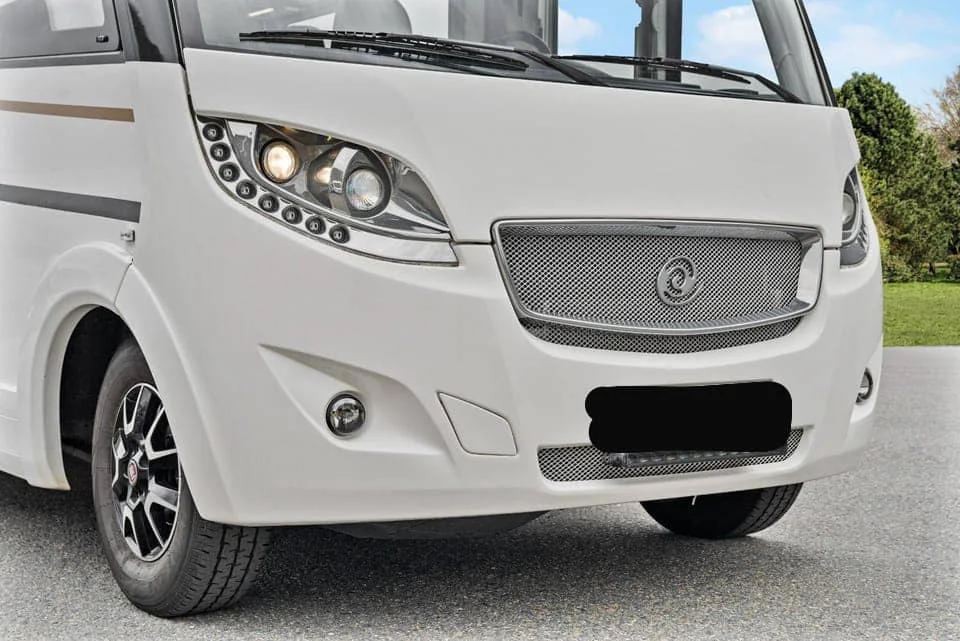 Eura Mobil IL 695 EB 2.3 Multijet 150 CH Automatique