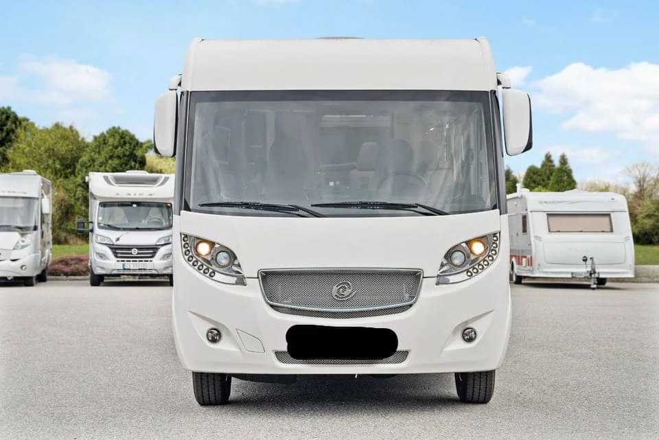 Eura Mobil IL 695 EB 2.3 Multijet 150 CH Automatique