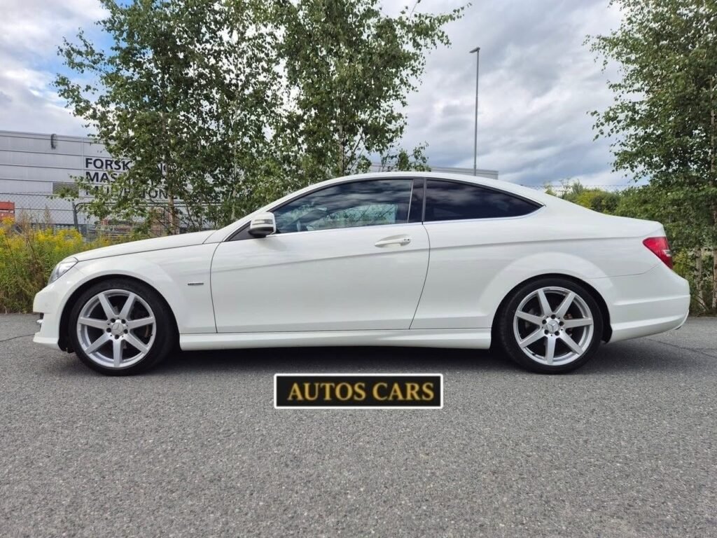 Mercedes-Benz C180 Coupé 1.8 Essence 156 CV