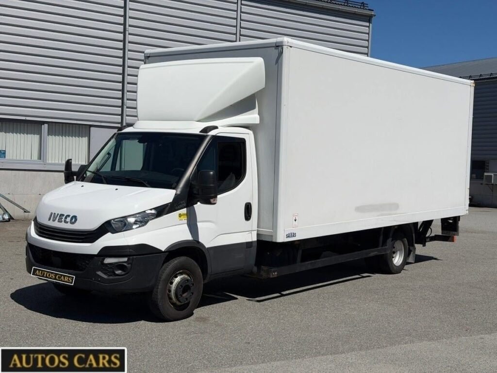 Iveco Daily 70C18 Camion Fourgon Diesel Automatique 180 CV