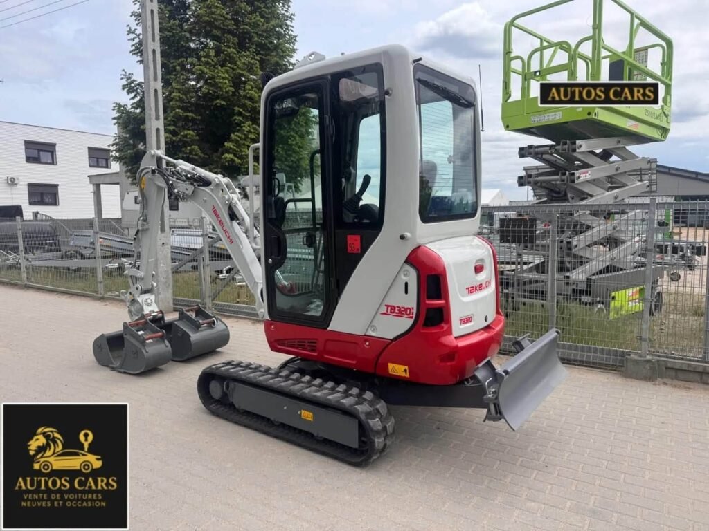 Takeuchi TB320 V3 Mini-Pelle PowerTilt Lehnhoff MS01 Diesel Neuve 0 Heure
