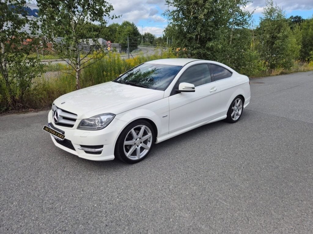 Mercedes-Benz C180 Coupé 1.8 Essence 156 CV