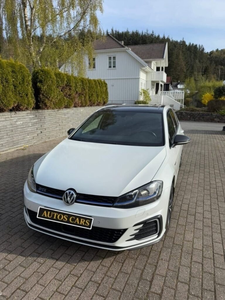 Volkswagen Golf VII GTE 1.4 TSI Hybride Rechargeable 204 CV