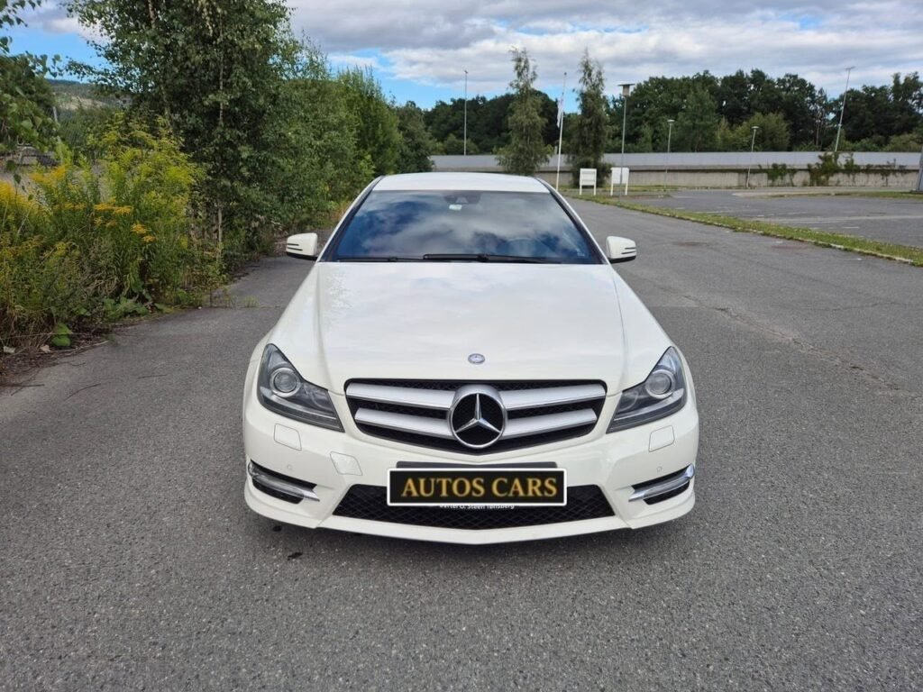 Mercedes-Benz C180 Coupé 1.8 Essence 156 CV