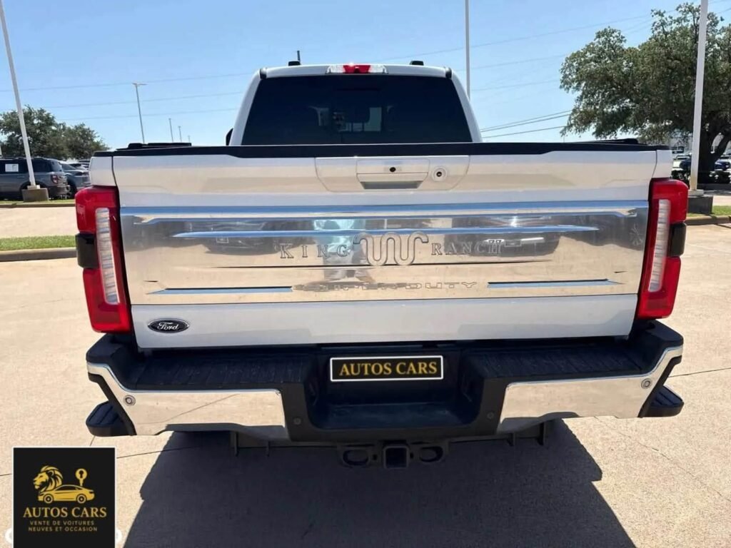 Ford F-250 Super Duty Crew Cab Pick-up Essence Automatique 6 Places