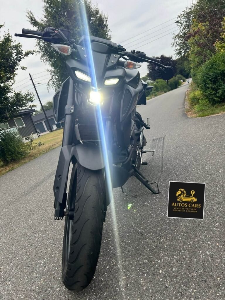 Yamaha MT-125 Naked 125cc Essence Boîte Manuelle