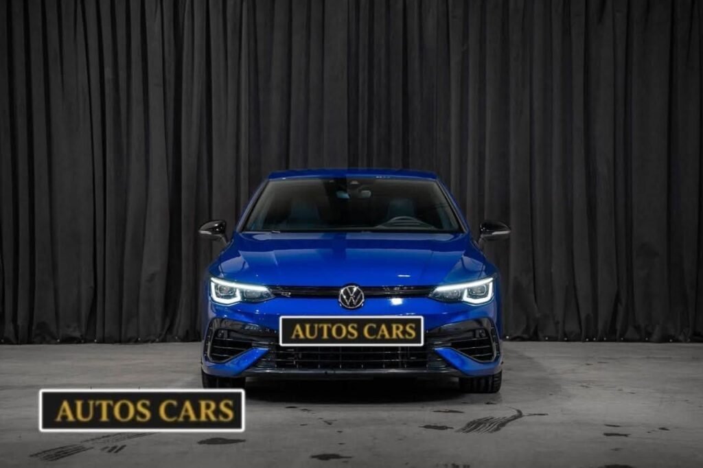 Volkswagen Golf VIII R Compacte Essence Automatique 320 CV