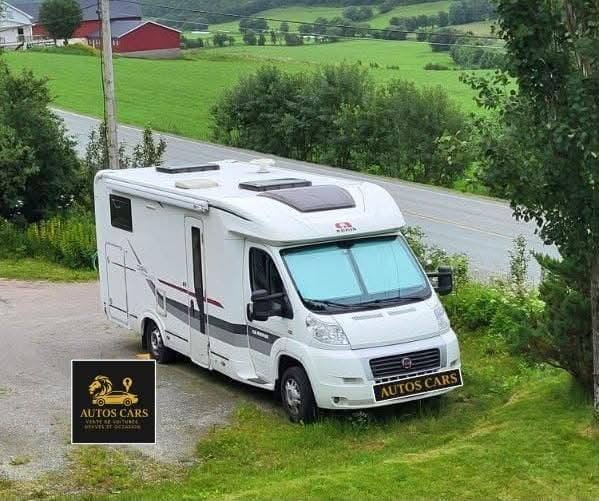 Adria Camping Car Profilé Fiat Ducato Diesel 5 Places 4 Couchages