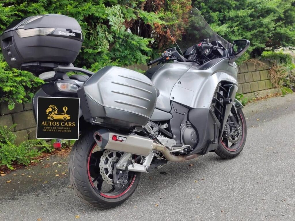 Kawasaki GTR 1400 Grand Tourisme 1400cc Essence Boîte Manuelle