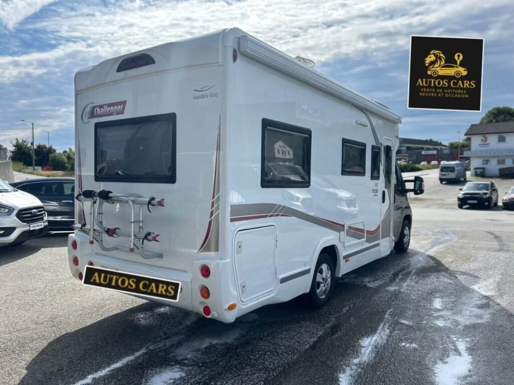 Challenger Camping-car Partiellement Intégré Diesel Manuelle 4 Couchages