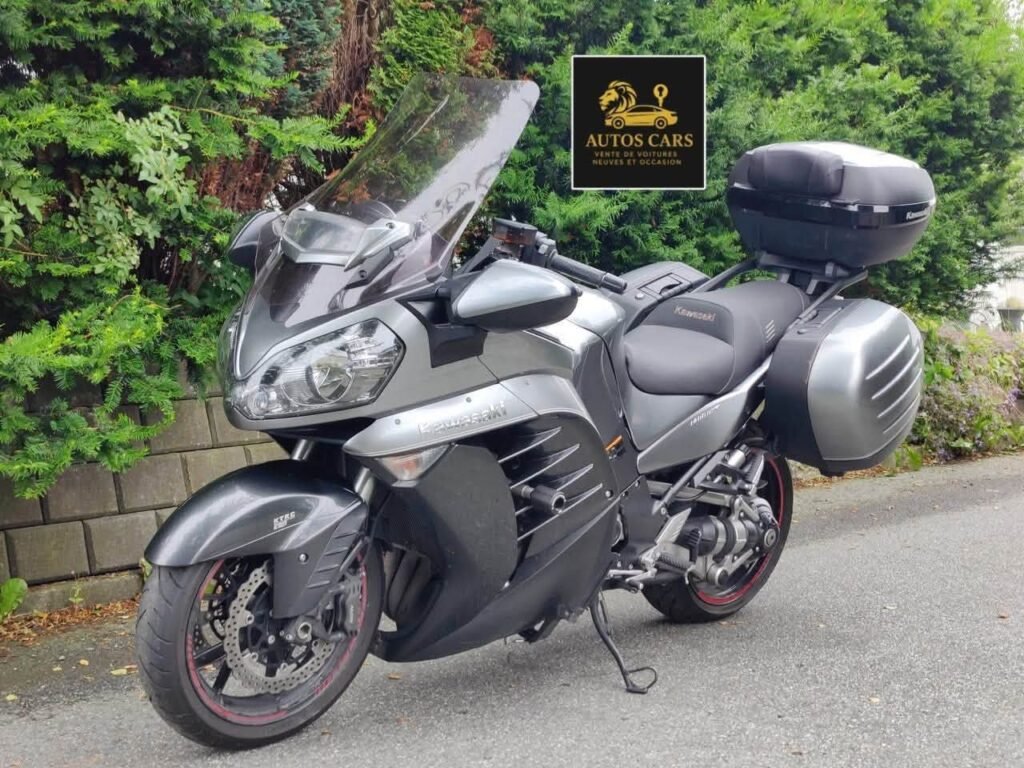 Kawasaki GTR 1400 Grand Tourisme 1400cc Essence Boîte Manuelle