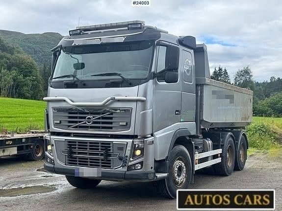 Volvo FH600 Camion Benne 600 CV Équipement Déneigement 6x4