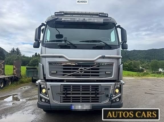 Volvo FH600 Camion Benne 600 CV Équipement Déneigement 6x4