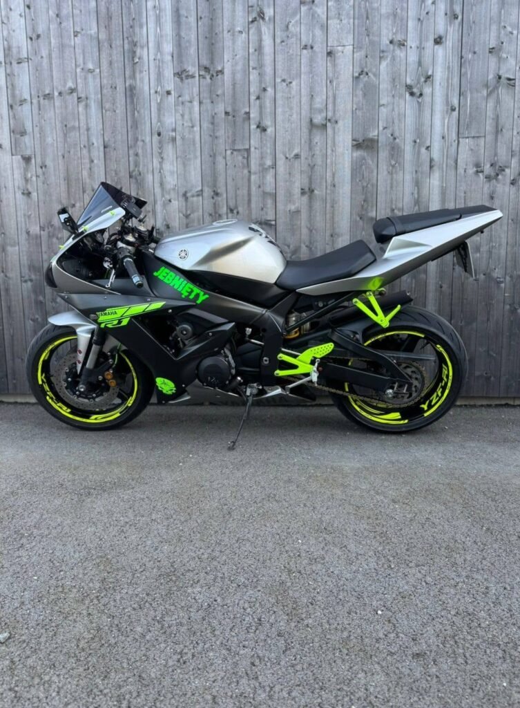 Yamaha YZF-R1 Sportive 998cc 151 CV Boîte Manuelle