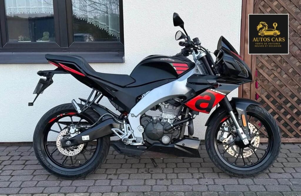 Aprilia Tuono 125 Moto Roadster Naked Essence Manuelle