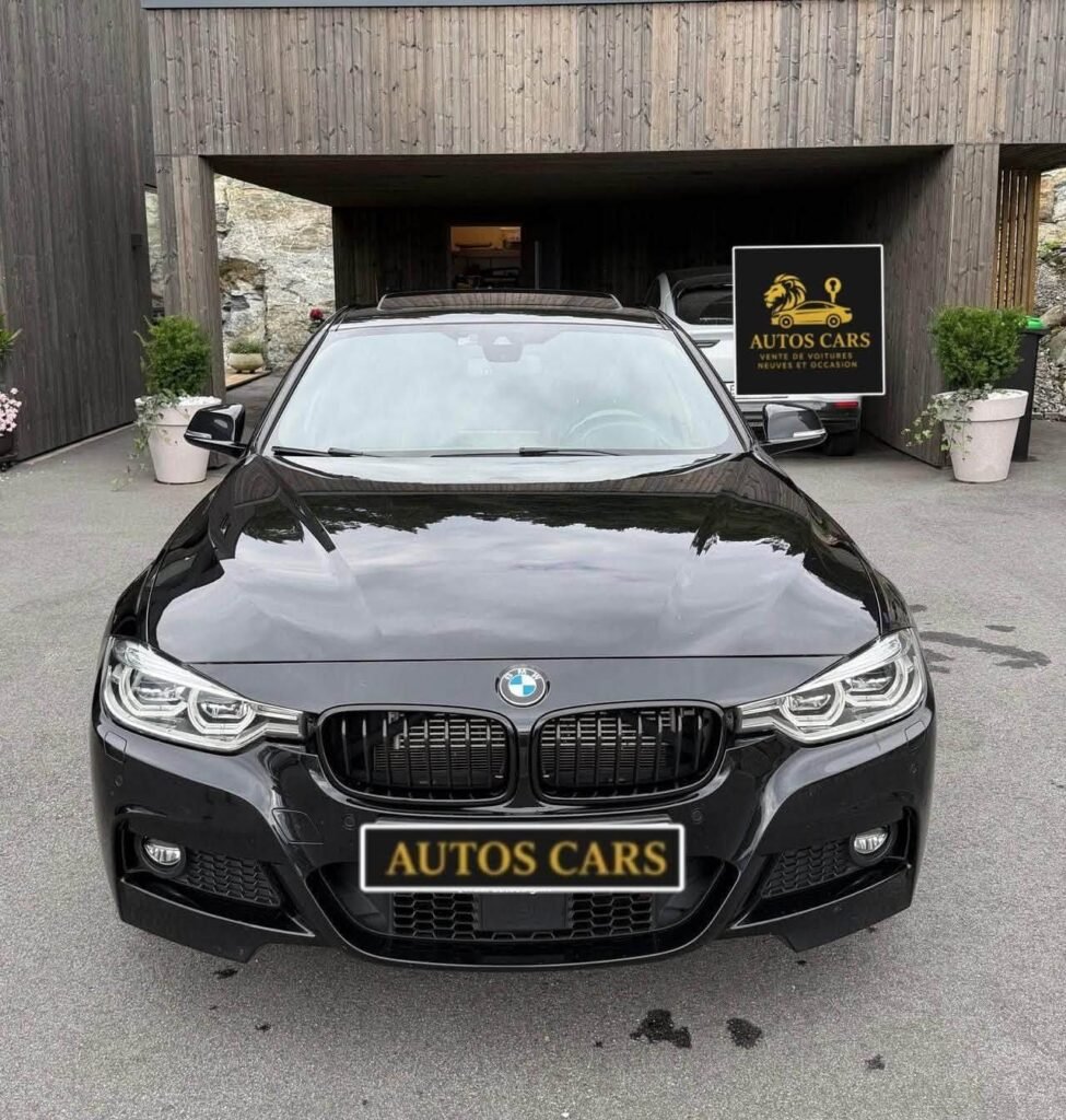 BMW 330e Berline Hybride Rechargeable Boîte Automatique