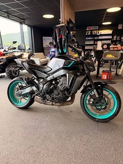 Yamaha MT-09 Roadster 900cc 118 CV Modèle 2024