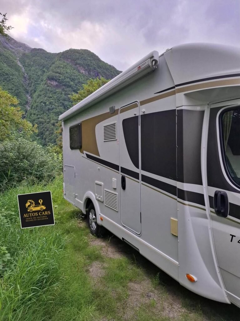 Carado T449 Camping-car Profilé Fiat Ducato Diesel 4 Couchages