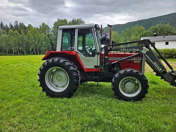 Massey Ferguson 690T Turbo Tracteur Agricole Diesel 90 CV