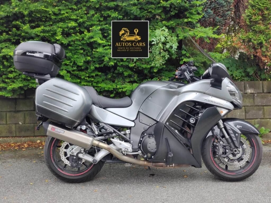 Kawasaki GTR 1400 Grand Tourisme 1400cc Essence Boîte Manuelle