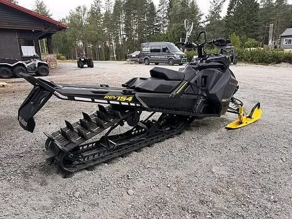 Ski-Doo Summit X 850 SHOT Motoneige Essence 156 ch 2018