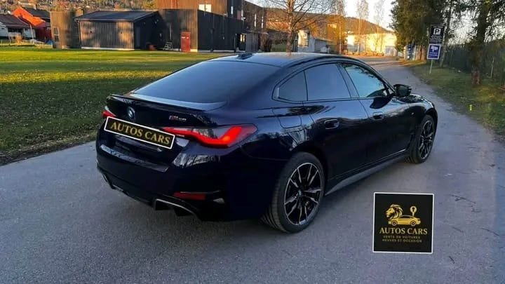 BMW i4 M Sport Berline Coupé Électrique 2022 Bleu Phytonic