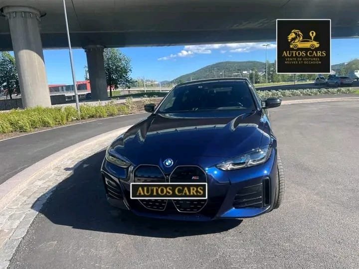 BMW i4 M Sport Berline Coupé Électrique 2022 Bleu Phytonic