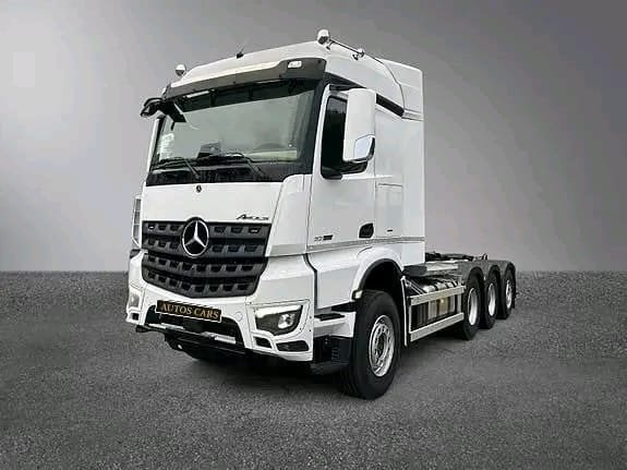 Mercedes-Benz Arocs 3258L Multilift 8x4 Diesel 580 CV Powershift 2026