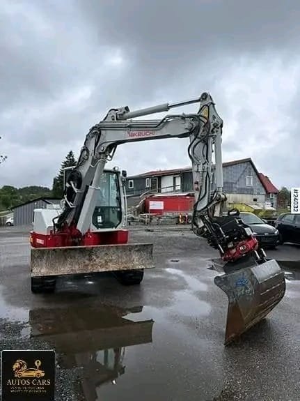 Takeuchi TB280FR Pelle Hydraulique 8,5 t Rototilt Godet Curage 2023