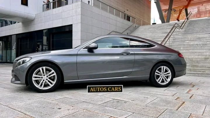 Mercedes-Benz C180 Coupé Essence Boîte Automatique Gris Selenite 2016