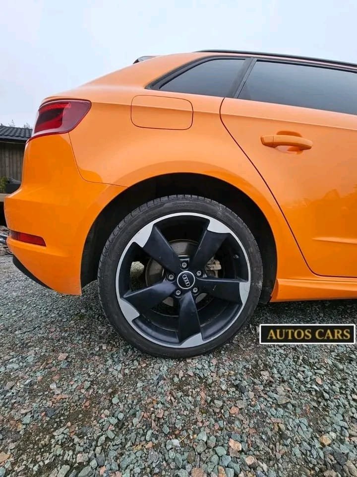 Audi e-tron 1.4 TFSI Hybride Rechargeable 204 CV Automatique