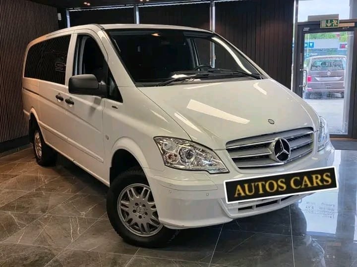 MERCEDES-BENZ VIANO DIESEL AUTOMATIQUE 8 PLACES