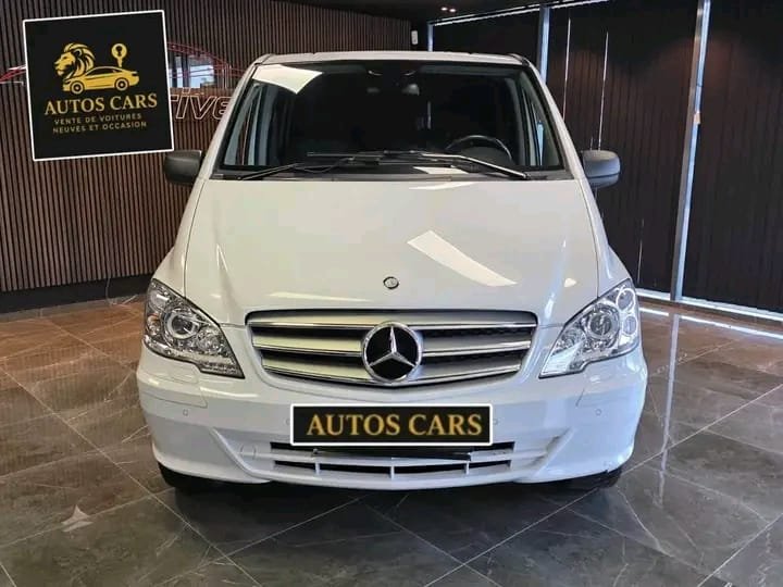 MERCEDES-BENZ VIANO DIESEL AUTOMATIQUE 8 PLACES