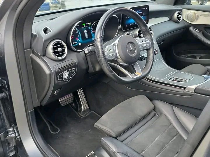 Mercedes-Benz GLC 300 e Coupé 4MATIC Hybride Rechargeable (320 CV)